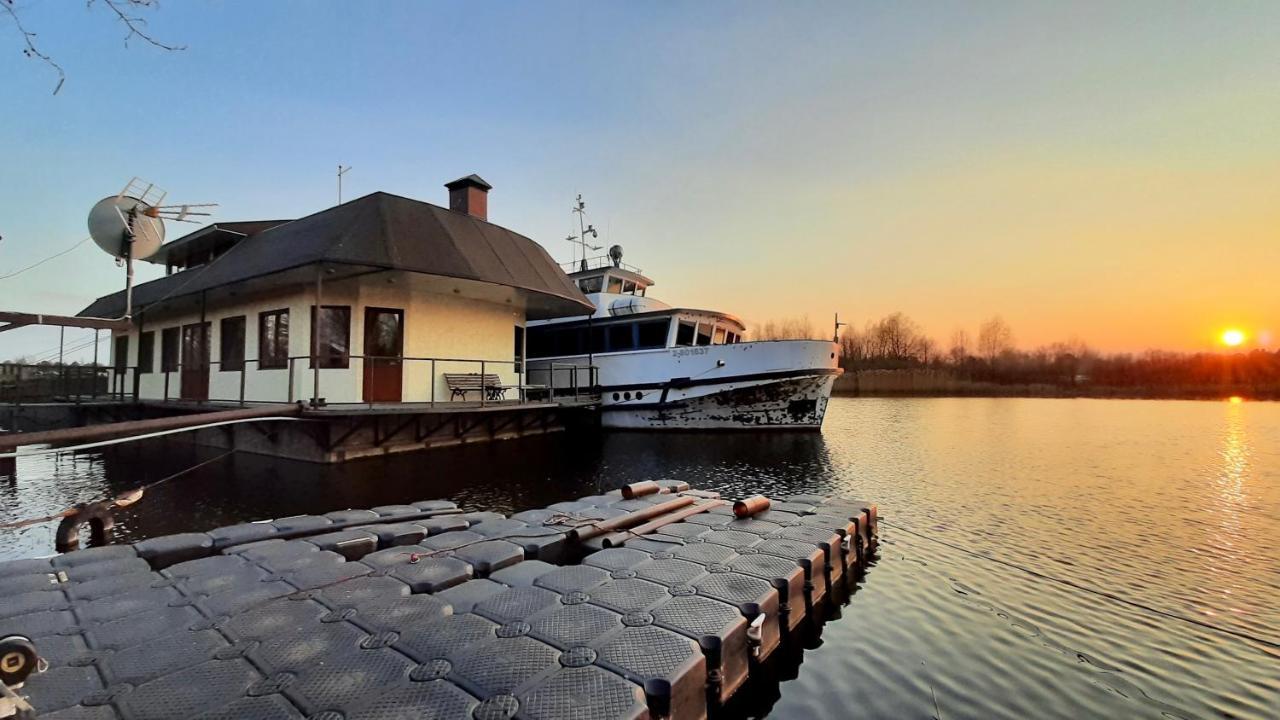 On The River Vishenki  Exterior photo